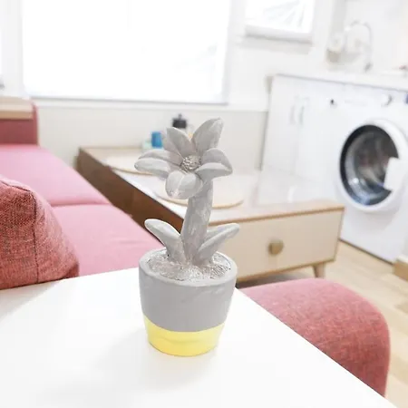 Διαμέρισμα Cozy Flat With Excellent Location In Kadikoy, Istanbul Κωνσταντινούπολη