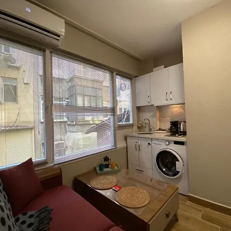 Διαμέρισμα Cozy Flat With Excellent Location In Kadikoy, Istanbul *