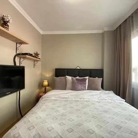 Cozy Flat With Excellent Location In Kadikoy, Istanbul Κωνσταντινούπολη